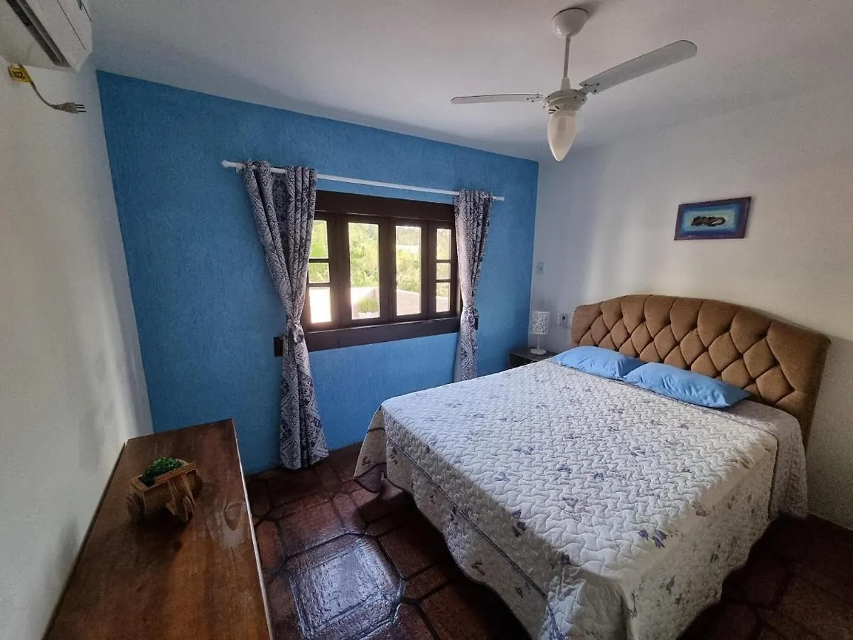 Apartamento A 15 Metros Do Mar De Bombinhas 0*,  Brasil